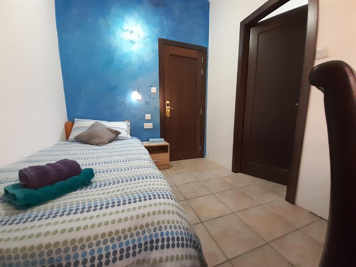 Tarona Guesthouse St. Paul's Bay Luaran gambar
